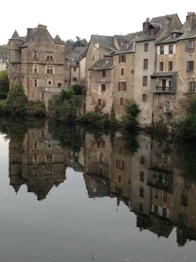 Aux Berges Du Coubisou住宿加早餐旅馆 外观 照片